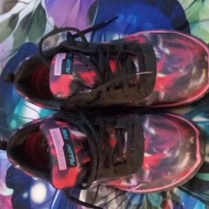 Skechers Work Sneaker Synergy Arrey Alloy Safety Toe Slip-Resistant